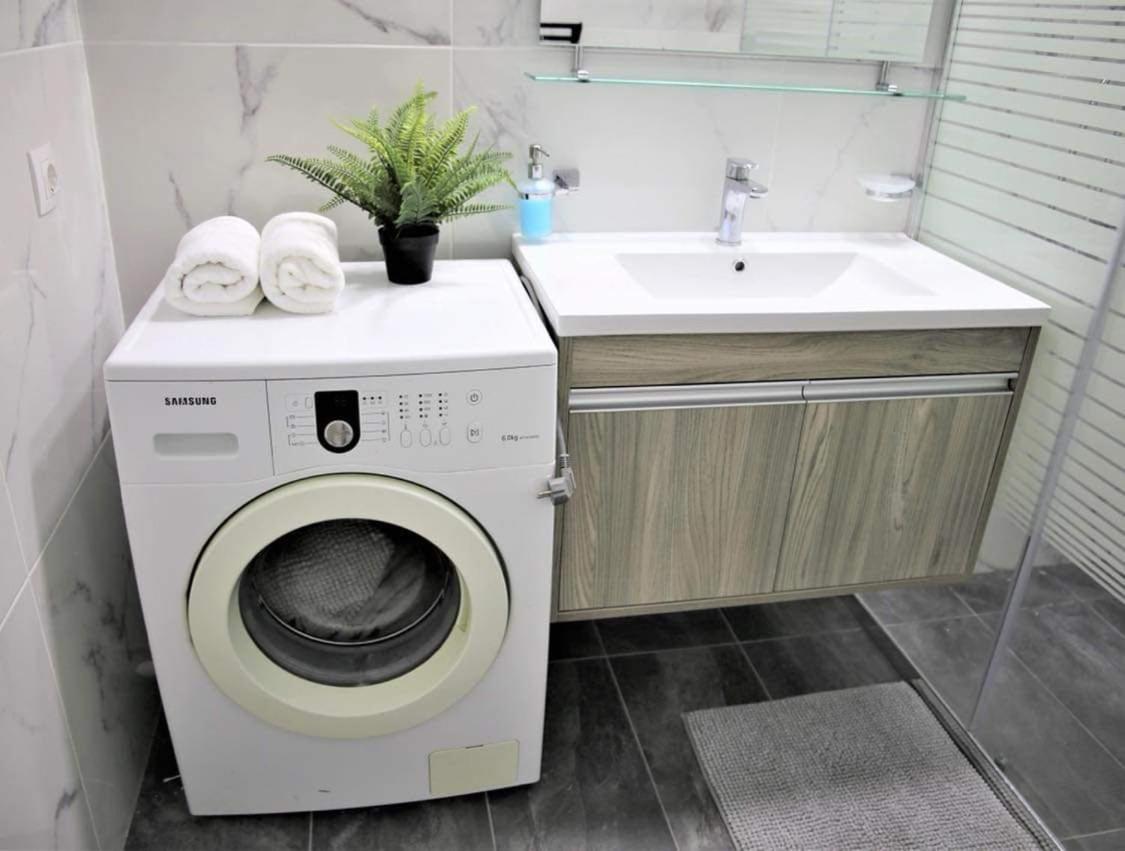 Lovely Apartment In The Center Of Athens. Luaran gambar